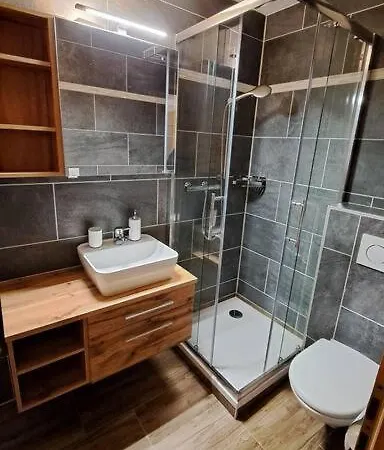 Zum Turm 02 - Renoviert, Traumhafte Aussicht Апартаменти *