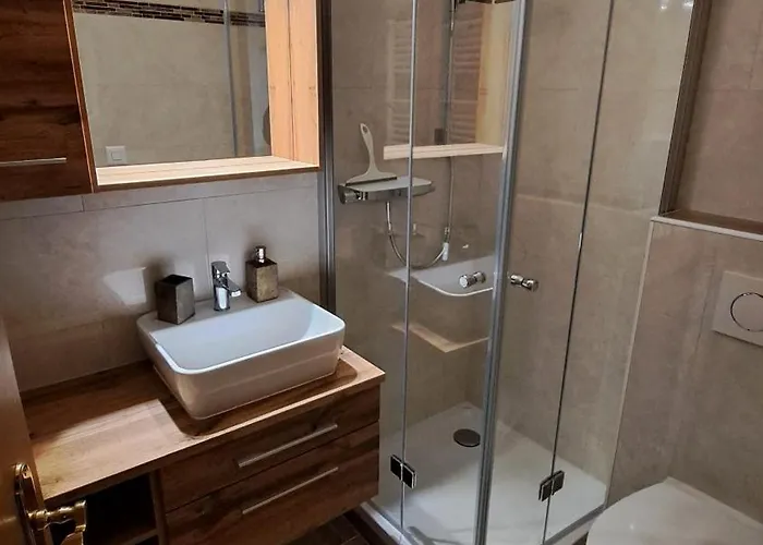 Zum Turm 02 - Renoviert, Traumhafte Aussicht 洛伊克巴德