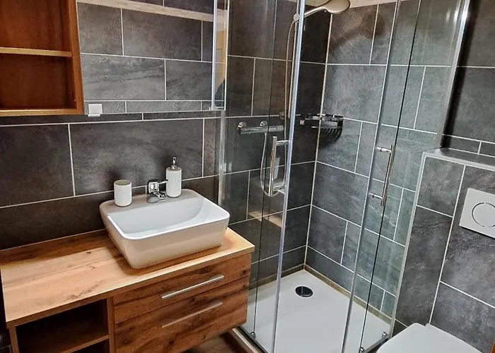 Zum Turm 02 - Renoviert, Traumhafte Aussicht 洛伊克巴德