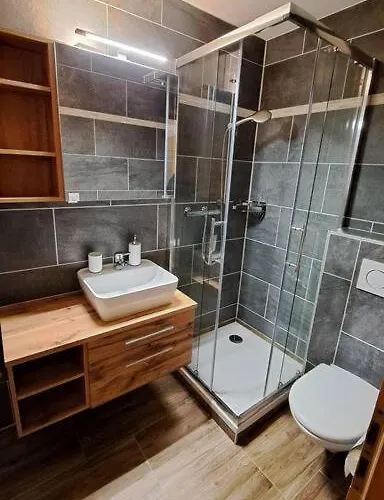 Zum Turm 02 - Renoviert, Traumhafte Aussicht Apartmán *